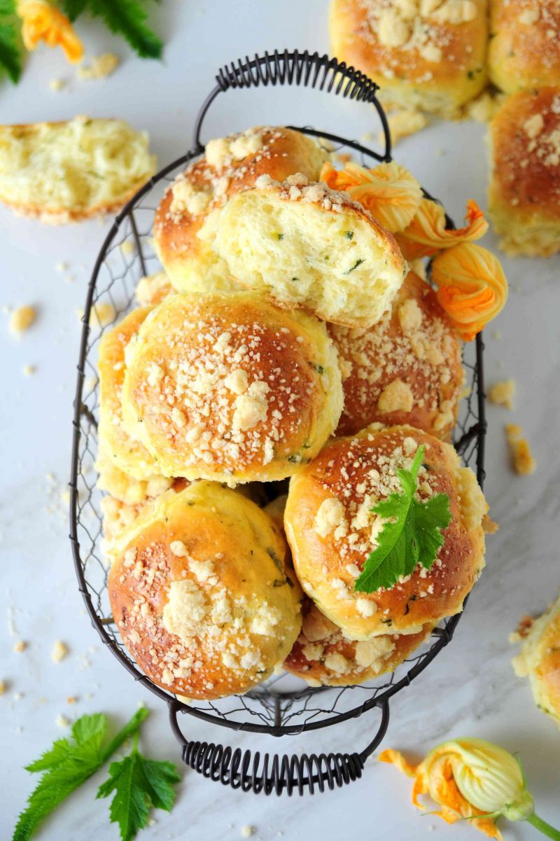 Cukiniowe słodkie bułeczki Cukiniowe słodkie bułeczki