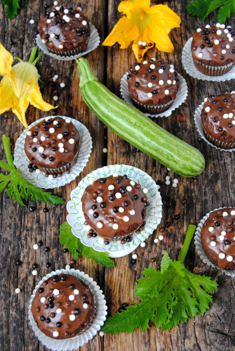 Cukiniowo- czekoladowe muffinki Cukiniowo- czekoladowe muffinki