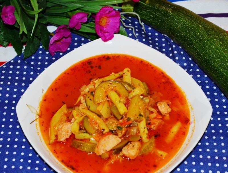 Cukiniowo fasolkowy gulasz 