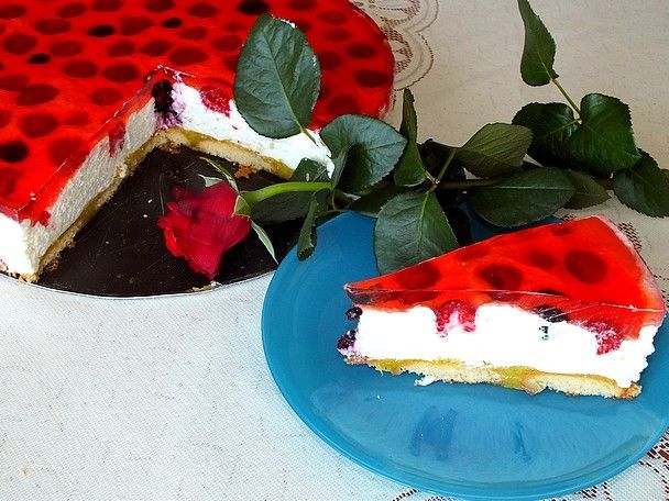 Cukiniowo - malinowy sernik na zimno