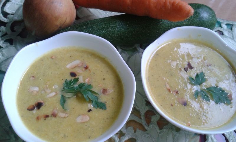Cukiniowo - marchwiowa zupa krem