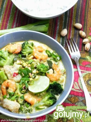 Curry krewetkowe z zielonymi warzywami