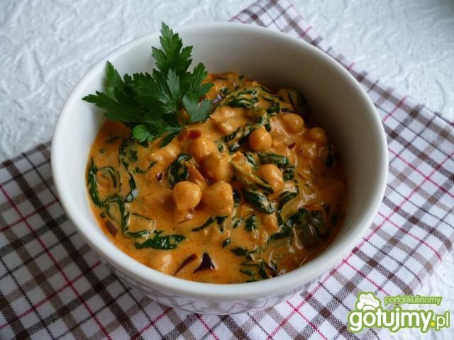 Curry z cieciorką i szpinakiem Curry z cieciorką i szpinakiem