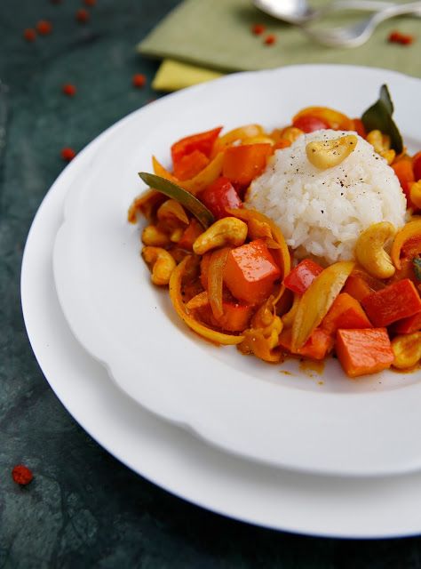 Curry z dyni i orzechów nerkowca Curry z dyni i orzechów nerkowca