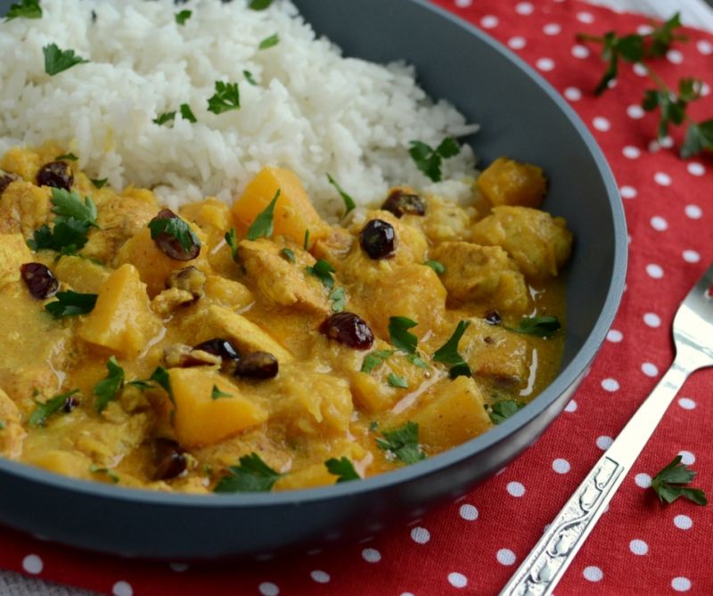 Curry z kurczakiem, dynią i żurawiną