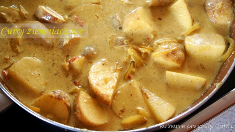 Curry z  ziemniakami i fasolką