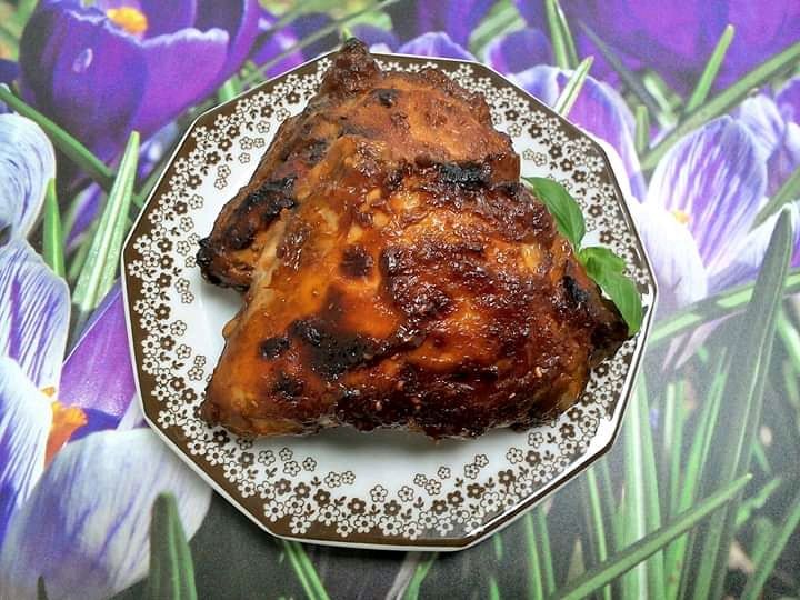 Ćwiartki kurczaka pieczone w marynacie