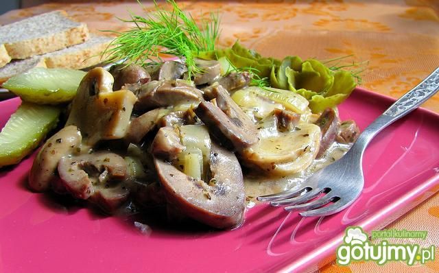Cynaderki z pieczarkami w śmietanie Cynaderki z pieczarkami w śmietanie