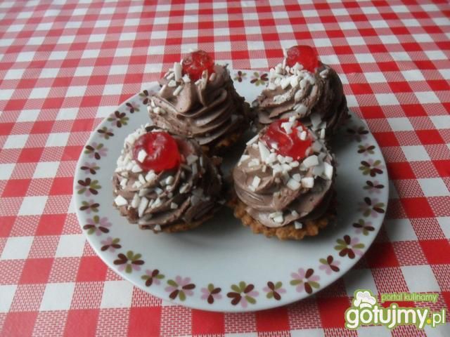 Cynamonowe babeczki z masą kakaową Cynamonowe babeczki z masą kakaową