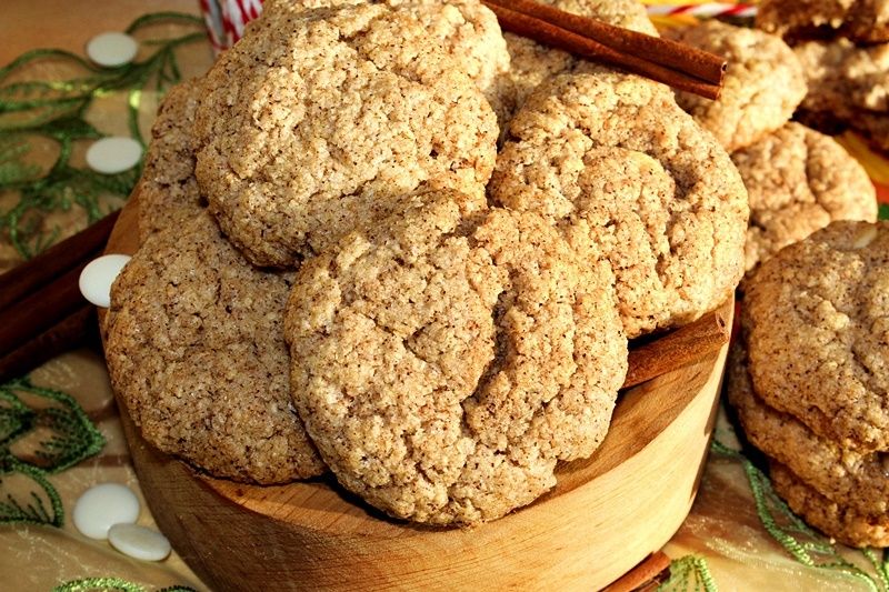 Cynamonowe ciastka z kleiku ryżowego z białą czeko Cynamonowe ciastka z kleiku ryżowego z białą czeko