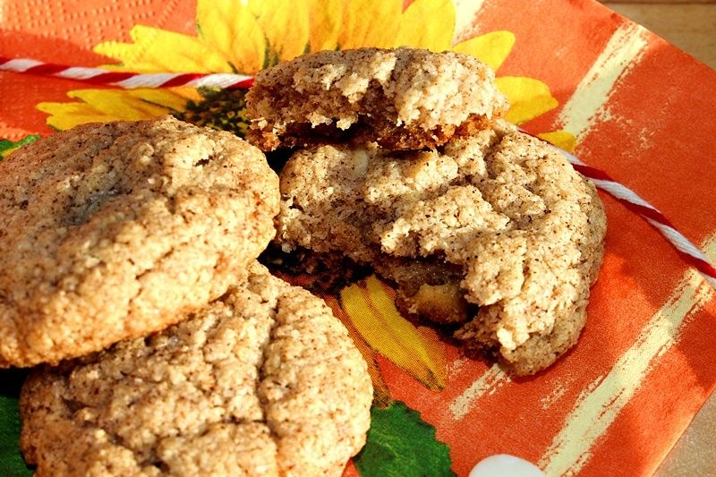 Cynamonowe ciastka z kleiku ryżowego z białą czeko Cynamonowe ciastka z kleiku ryżowego z białą czeko