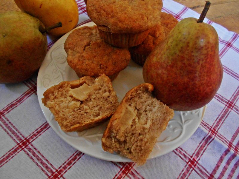 Cynamonowe muffinki z gruszkami Cynamonowe muffinki z gruszkami
