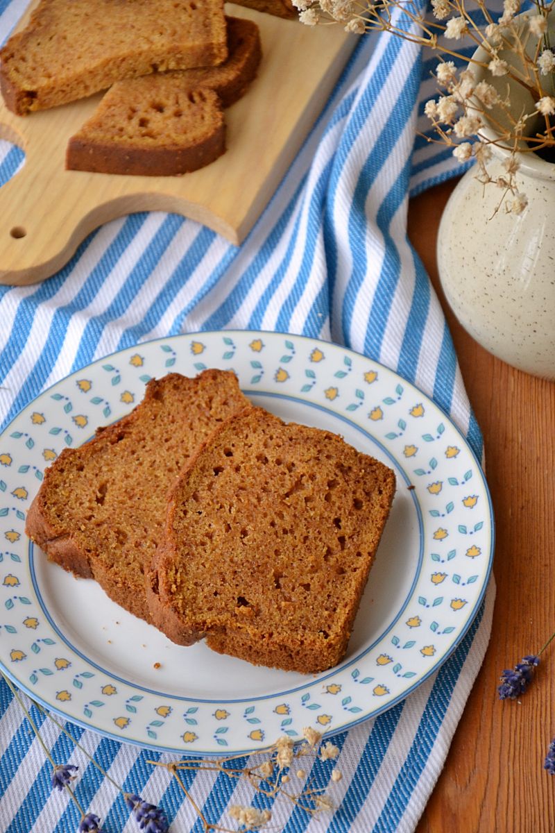 Cynamonowy chlebek z dynią lub batatem Cynamonowy chlebek z dynią lub batatem