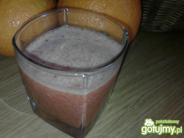 Cytrusowo-truskawkowy smoothie
