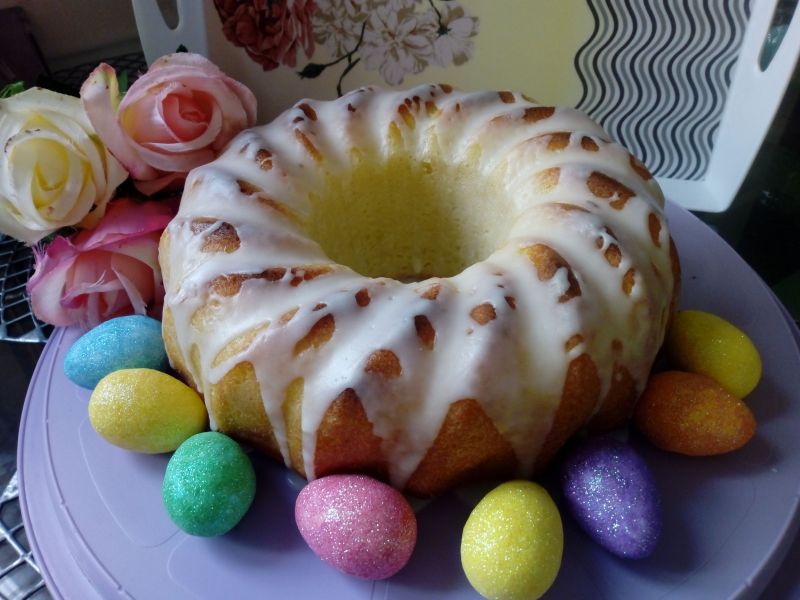 Cytrynowa babka na białkach Cytrynowa babka na białkach