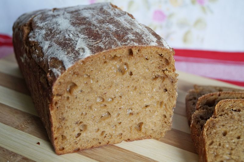  Czarny chleb z kawą 