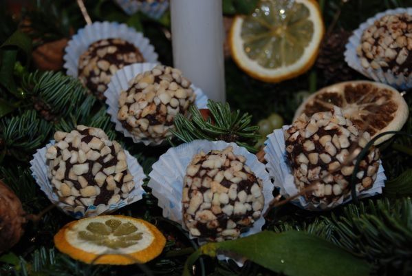 Czekoladki w orzechach nerkowca