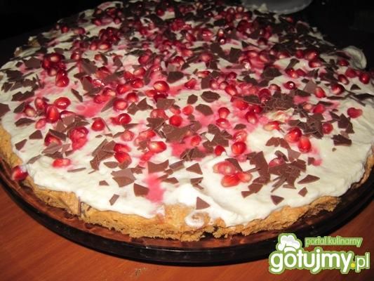 Czekoladowa fantazja z ziarnami granatu