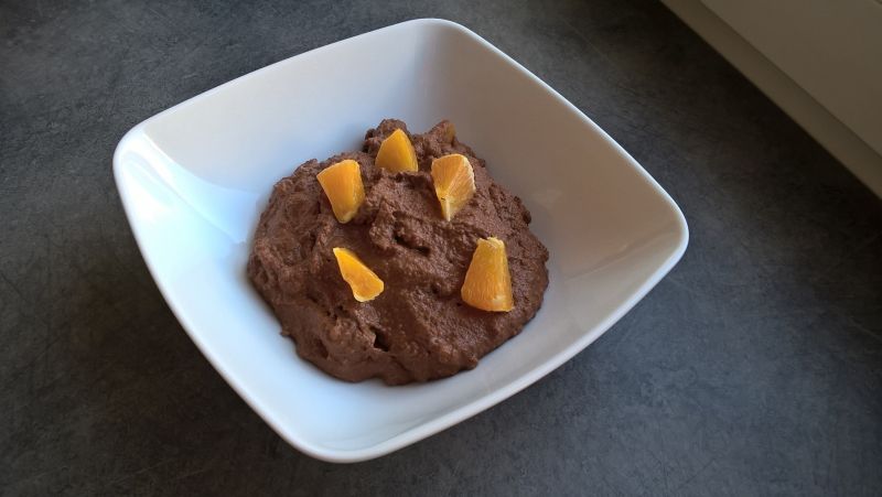 Czekoladowa kasza manna z pomarańczą