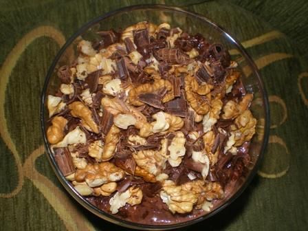 Czekoladowa owsianka z orzechami 