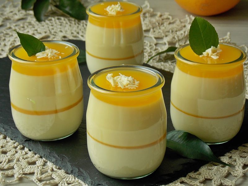 Czekoladowa panna cotta z sokiem pomarańczowym 