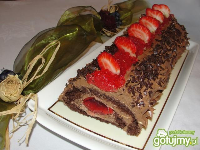 Czekoladowa rolada z kremem czekoladowym