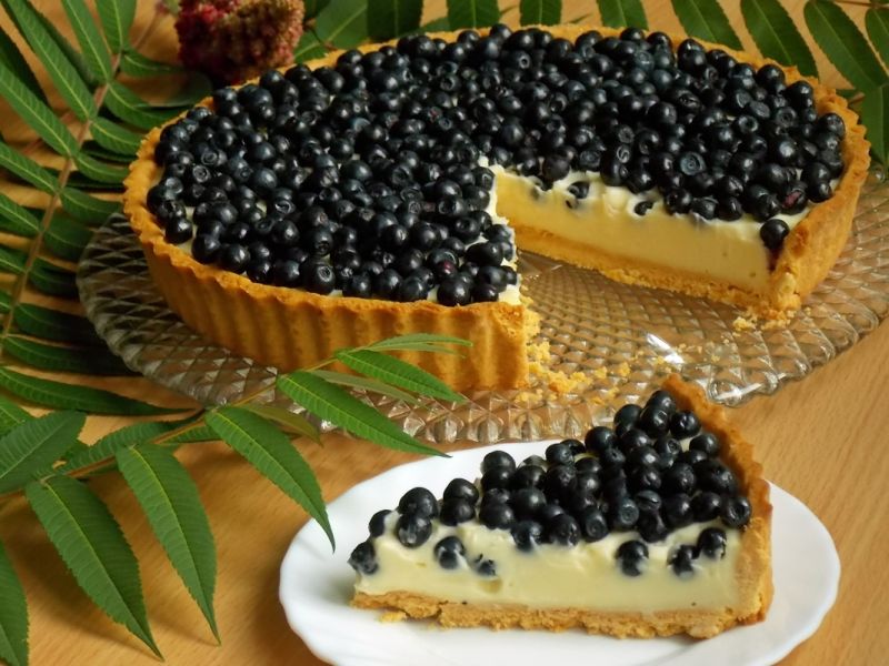 Czekoladowa tarta z jagodami Czekoladowa tarta z jagodami