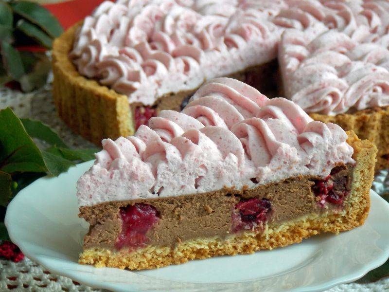 Czekoladowa tarta z żurawiną