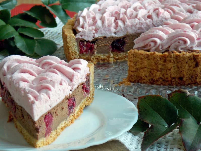 Czekoladowa tarta z żurawiną