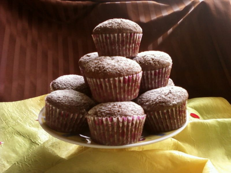 Czekoladowe babeczki z budyniem