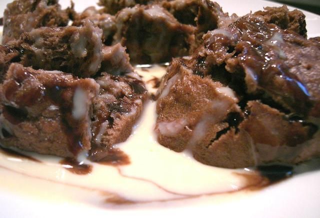 Czekoladowe buchty - kluski na parze