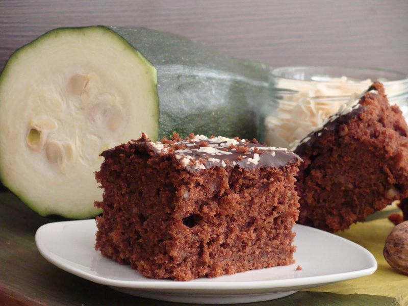 Czekoladowe ciasto z cukinią