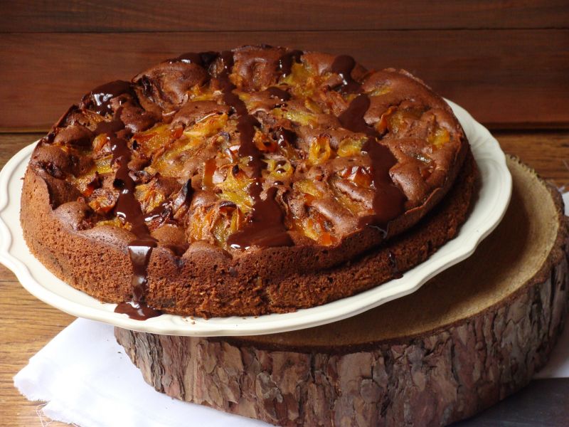 Czekoladowe ciasto z gruszkami
