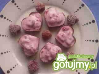 Czekoladowe miseczki z jogurtem