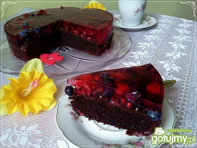 Czekoladowe z owocami i galaretką 