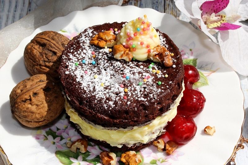 Czekoladowo-orzechowy torcik z mikrofalówki