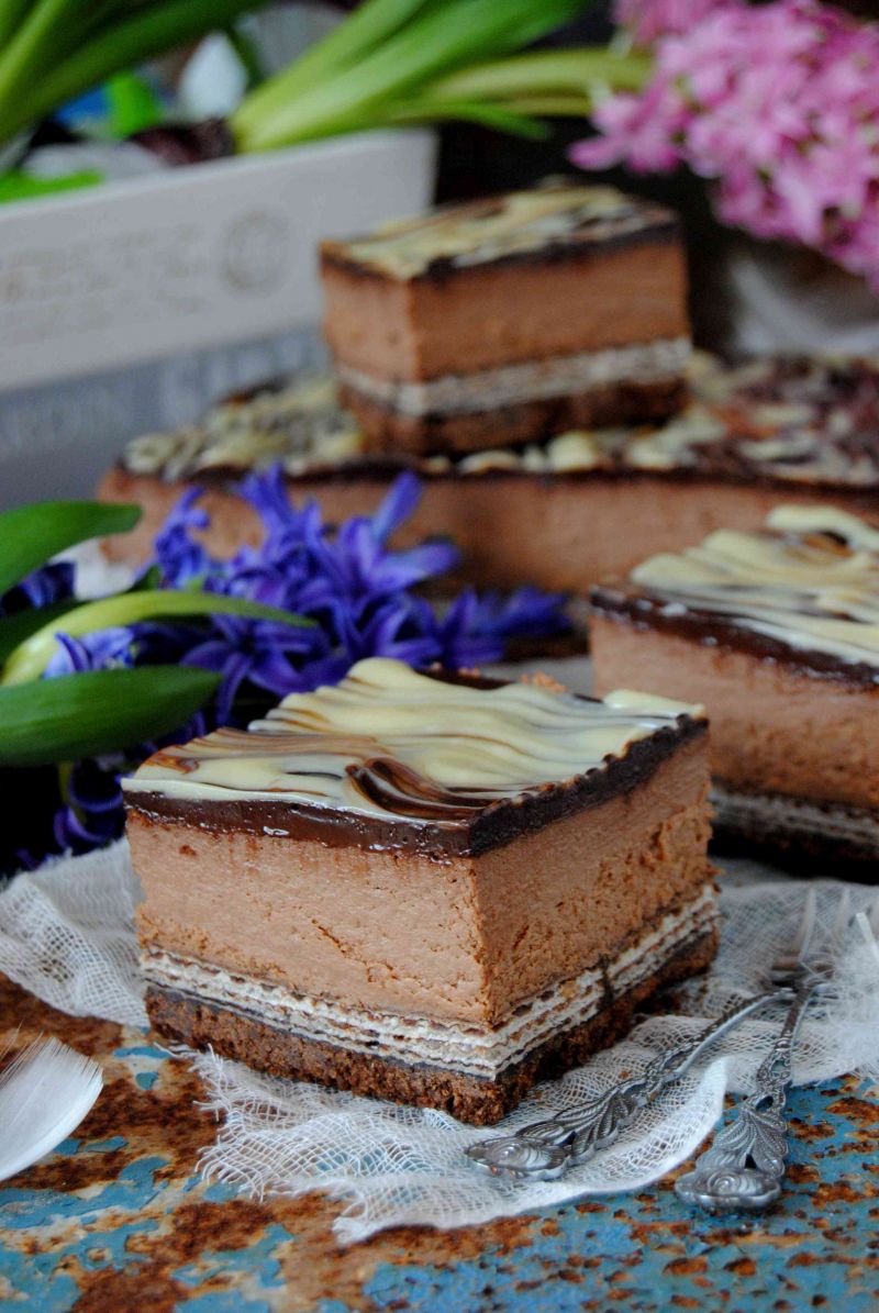 Czekoladowo- wafelkowy sernik Czekoladowo- wafelkowy sernik