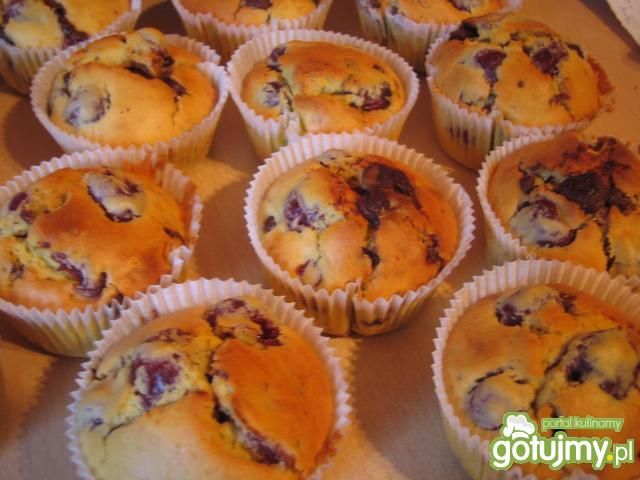 Czekoladowo wisniowe muffinki Czekoladowo wisniowe muffinki