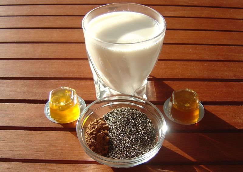 Czekoladowy deser - mus z nasionami chia