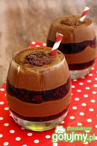 Czekoladowy mus z owocami lata Czekoladowy mus z owocami lata