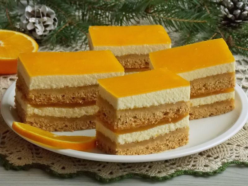 Czekoladowy sernik na miodowniku 