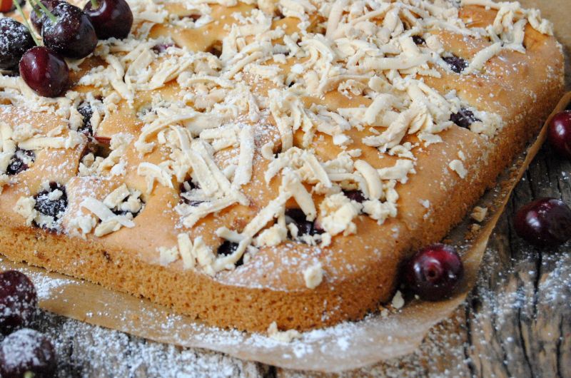 Czereśnio- michałkowe ciasto Czereśnio- michałkowe ciasto