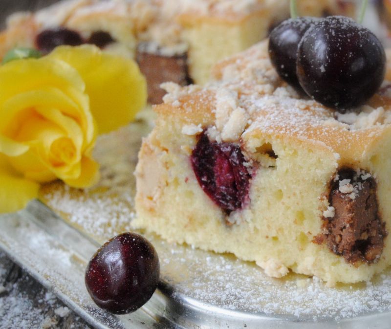 Czereśnio- michałkowe ciasto Czereśnio- michałkowe ciasto