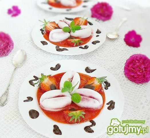 Czereśniowo-truskawkowo-kokosowe kostki 