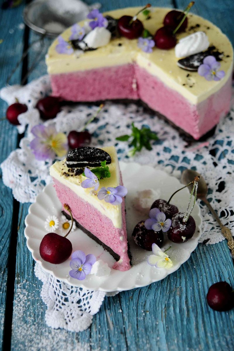 Czereśniowy tort lodowy Czereśniowy tort lodowy