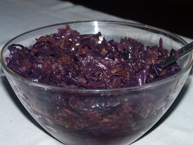 Czerwona kapusta na winie