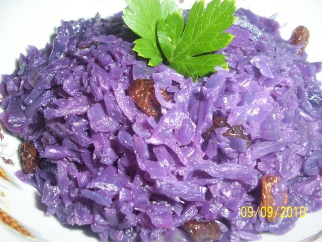 Czerwona kapusta z jabłkami