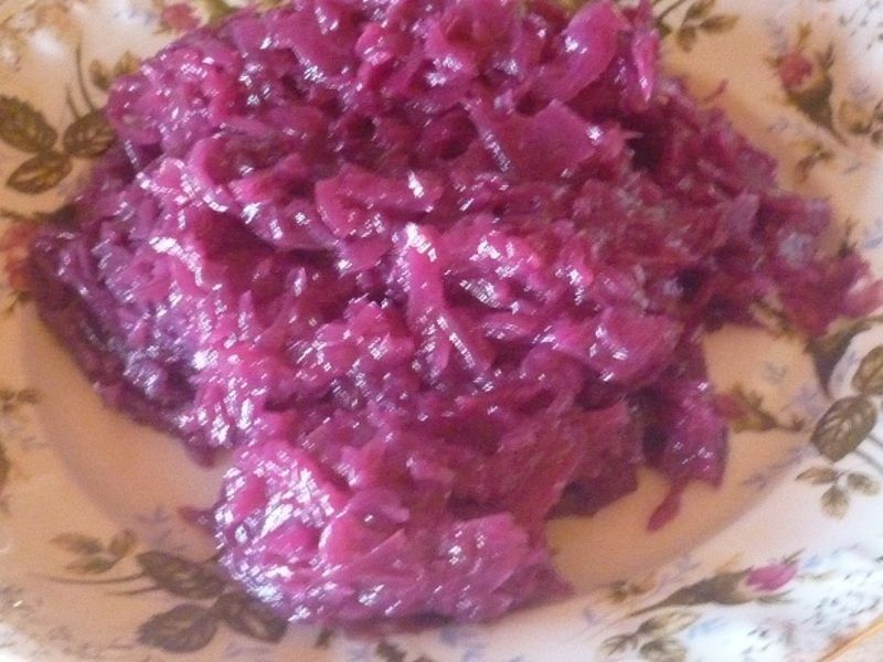 Czerwona kapusta zasmażana Czerwona kapusta zasmażana