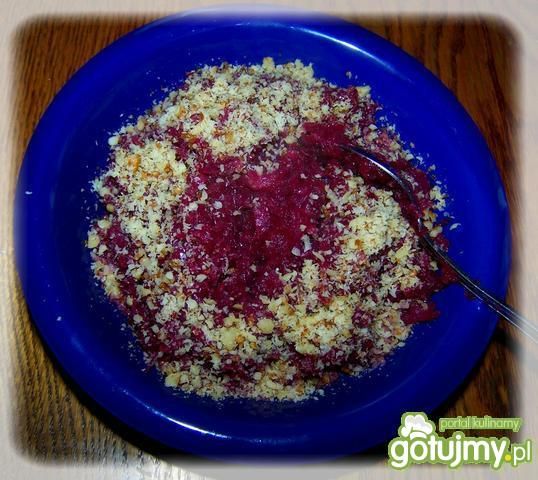 Czerwona kiszona kapusta gotowana 