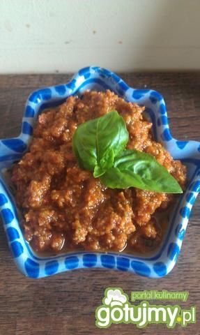 Czerwone pesto z suszonych pomidorów Czerwone pesto z suszonych pomidorów